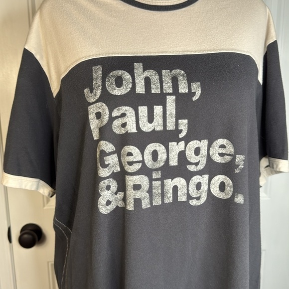 Limited Edition Trunk Ltd Beatles Unisex Colorblock T-Shirt - XL 2008 - Picture 2 of 12